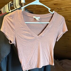Bozzolo Ribbed V-Neck Cropped Tee in Mauve